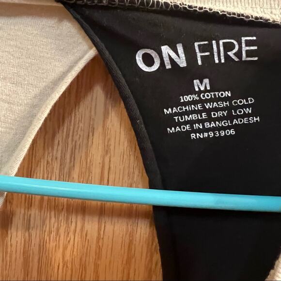 NWT On Fire Los Angeles West Coast Open Back Cropped Tee Shirt Size Medium - Picture 7 of 7